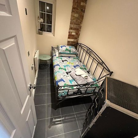 Flat 3 Meadow View Cozy Getaway Apartman Hurst Kültér fotó