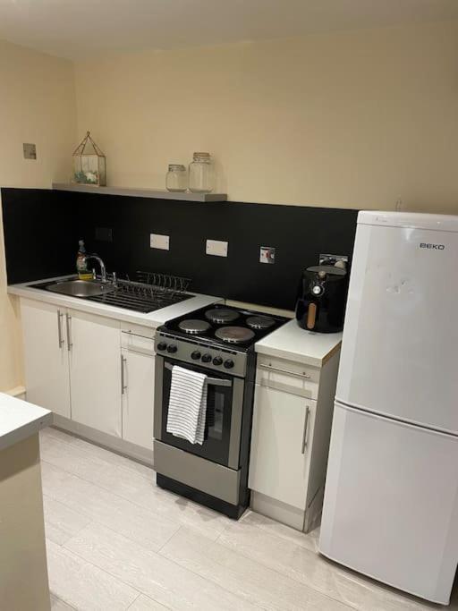 Flat 3 Meadow View Cozy Getaway Apartman Hurst Kültér fotó